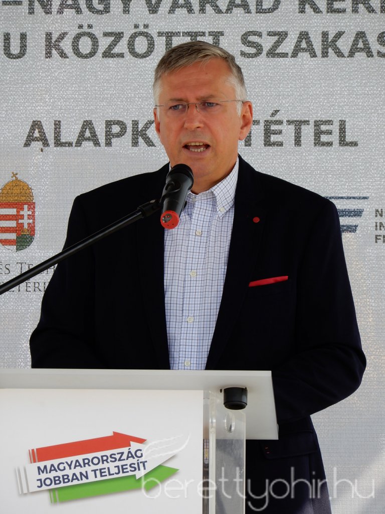 Berettyóújfalu-Tépe kerékpárút alapkőletétele 10